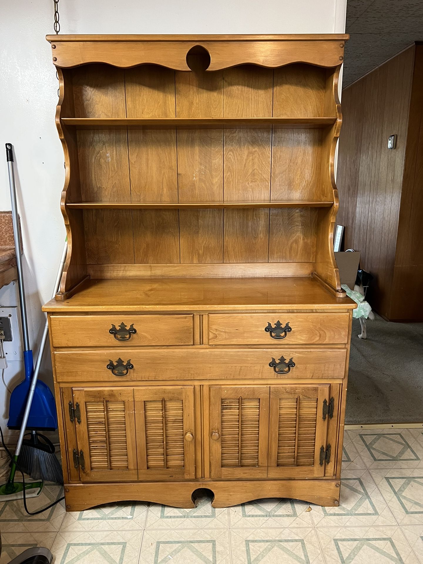 Vintage Solid Maple Hutch