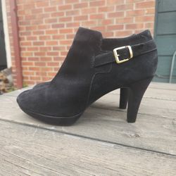 CLARKS - Women's Bootie Style Heels
