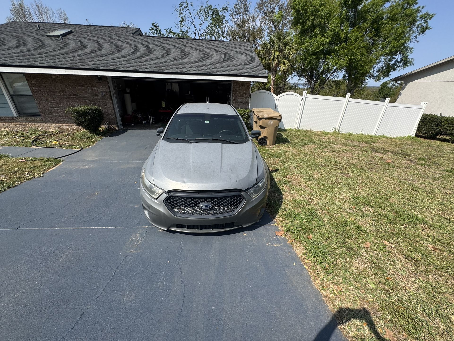 2014 Ford Taurus