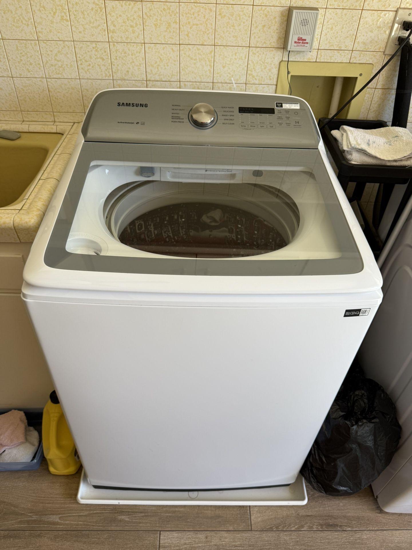 Samsung 5.0 cu. ft. Top Load Washer with Active WaterJet (Model #WA50R5200AW