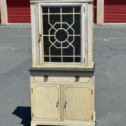 China Cabinet 
