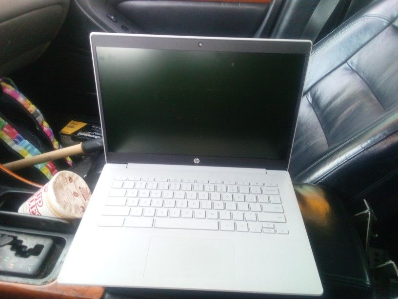 HP Chrome Book Brand New Windows 11 100.00