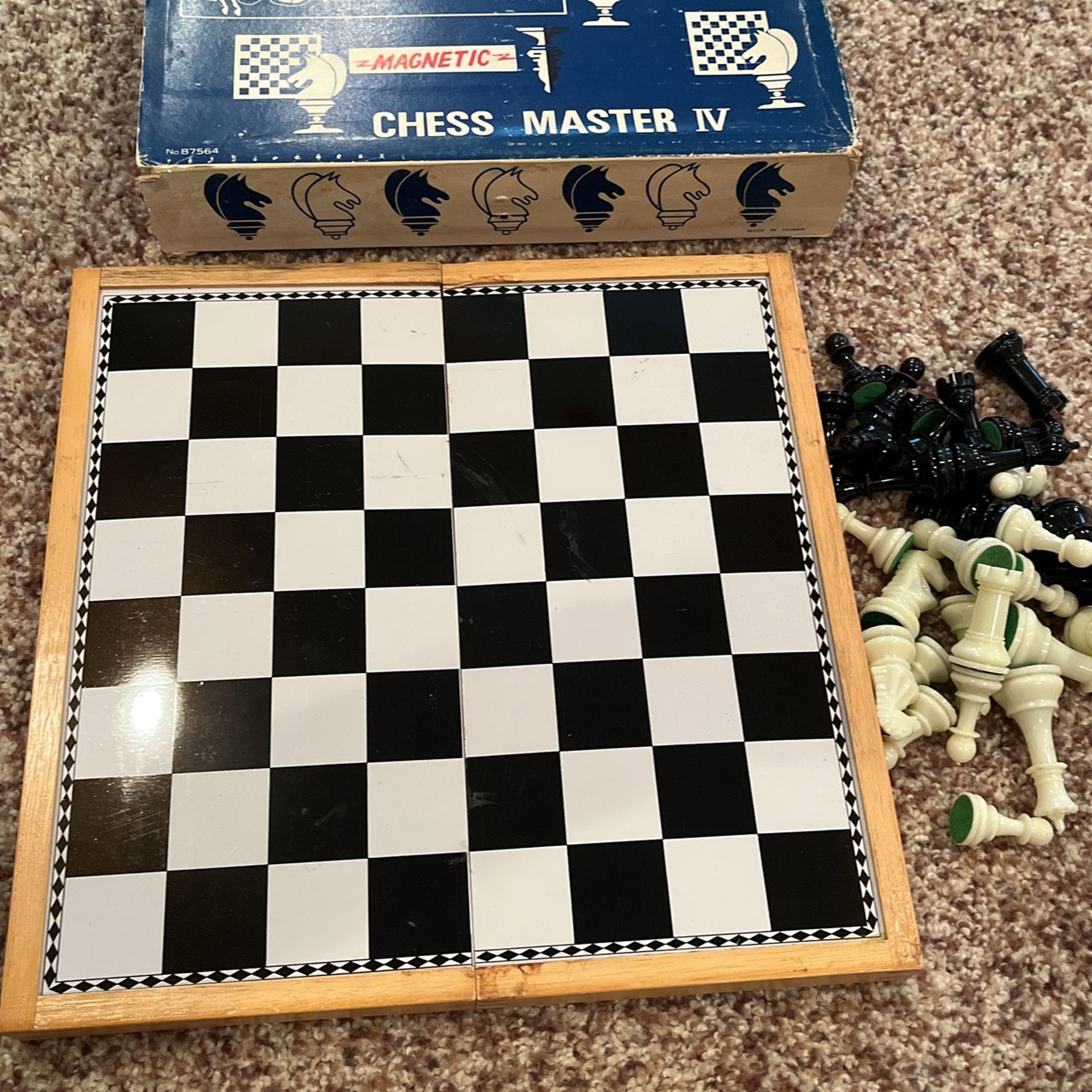 Magnetic Chess Set