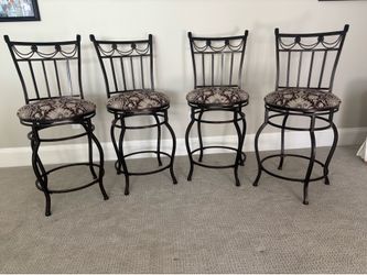 Bar stools -counter height swivel
