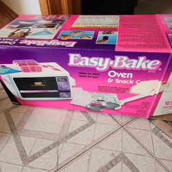Easy Bake Oven  Last One Eating