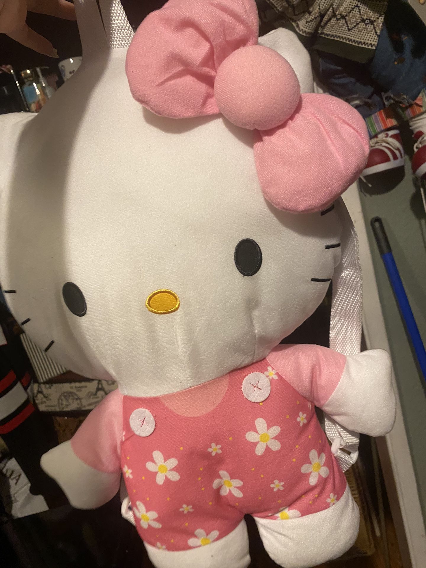 hello kitty backpack