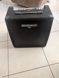Behringer K450FX  Amplifier