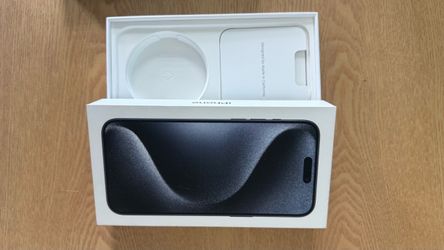 Apple iPhone 15 Pro Max BOX ONLY