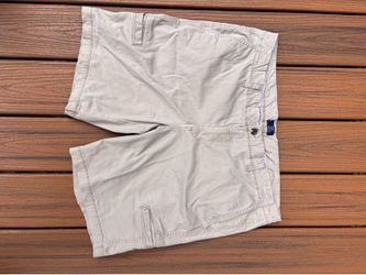 Khaki men’s shorts - size 40