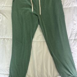 Vuori Performance Joggers (M)
