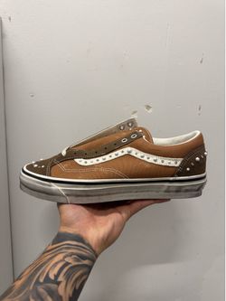 Vans brown peralized