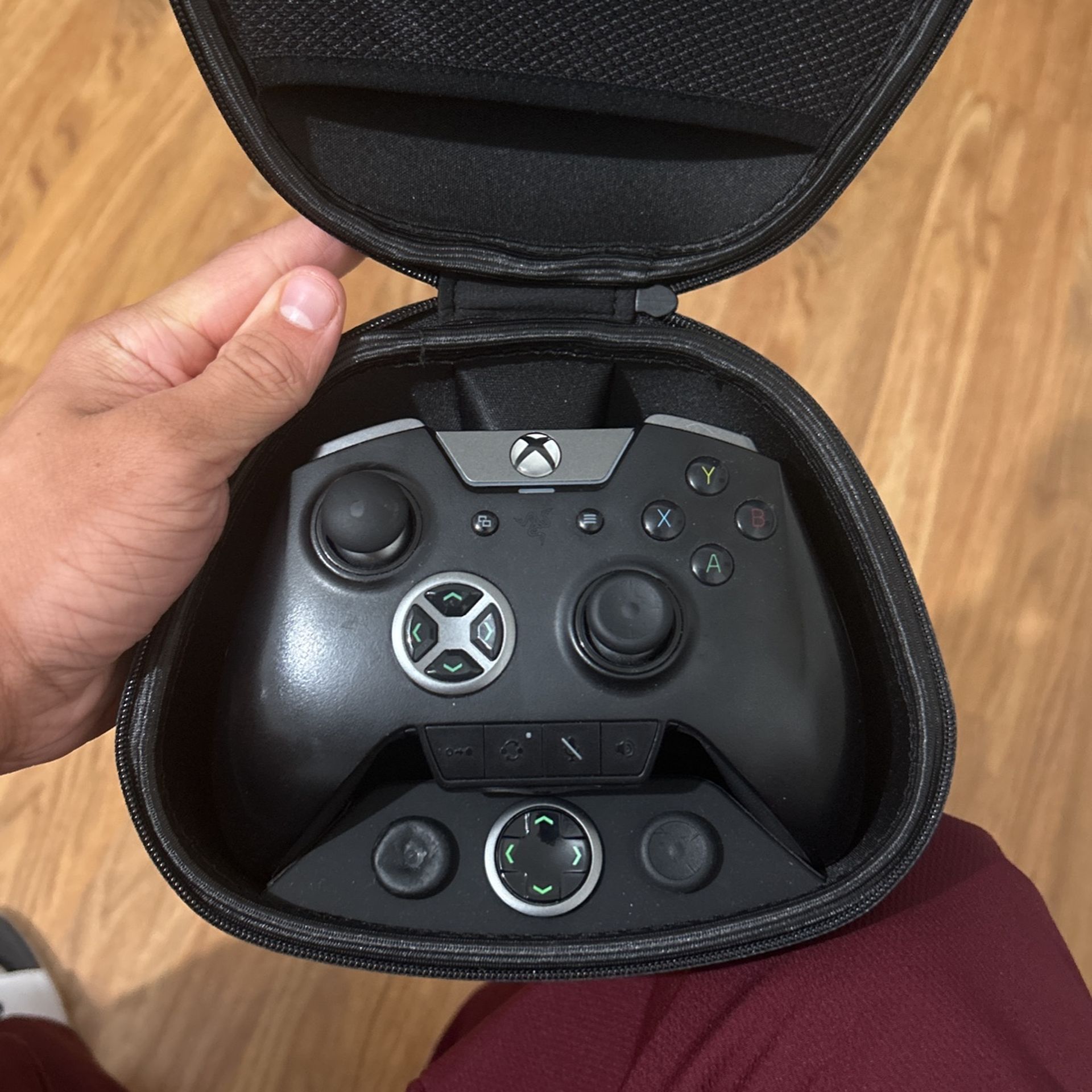 Xbox Razer Wolverine Ultimate Controller