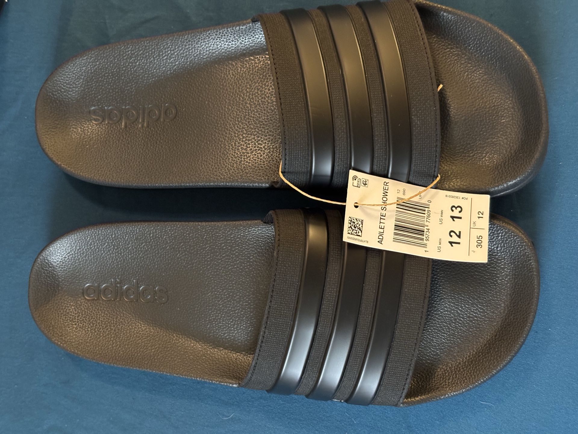 NEW Adidas adilette shower sandals