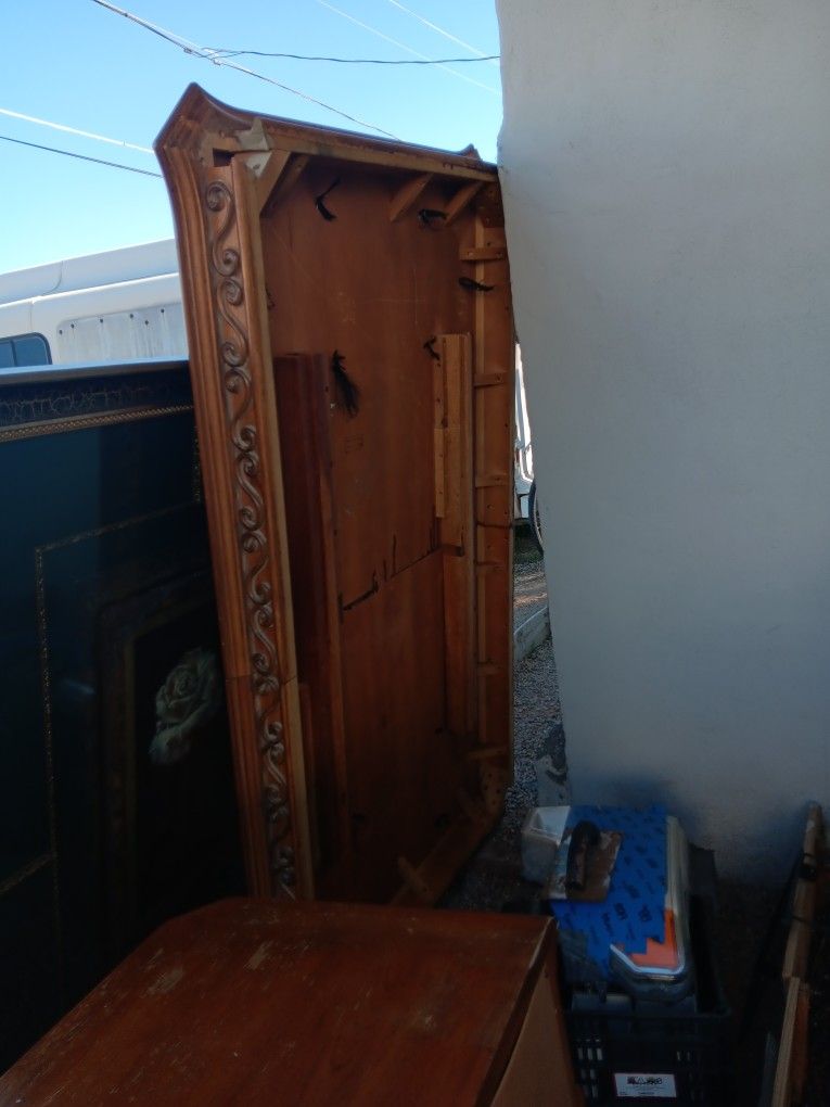 Custom Table And Chairs 