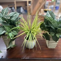 Set Of 3 Realistic Faux Plants In Ceramic Pots 