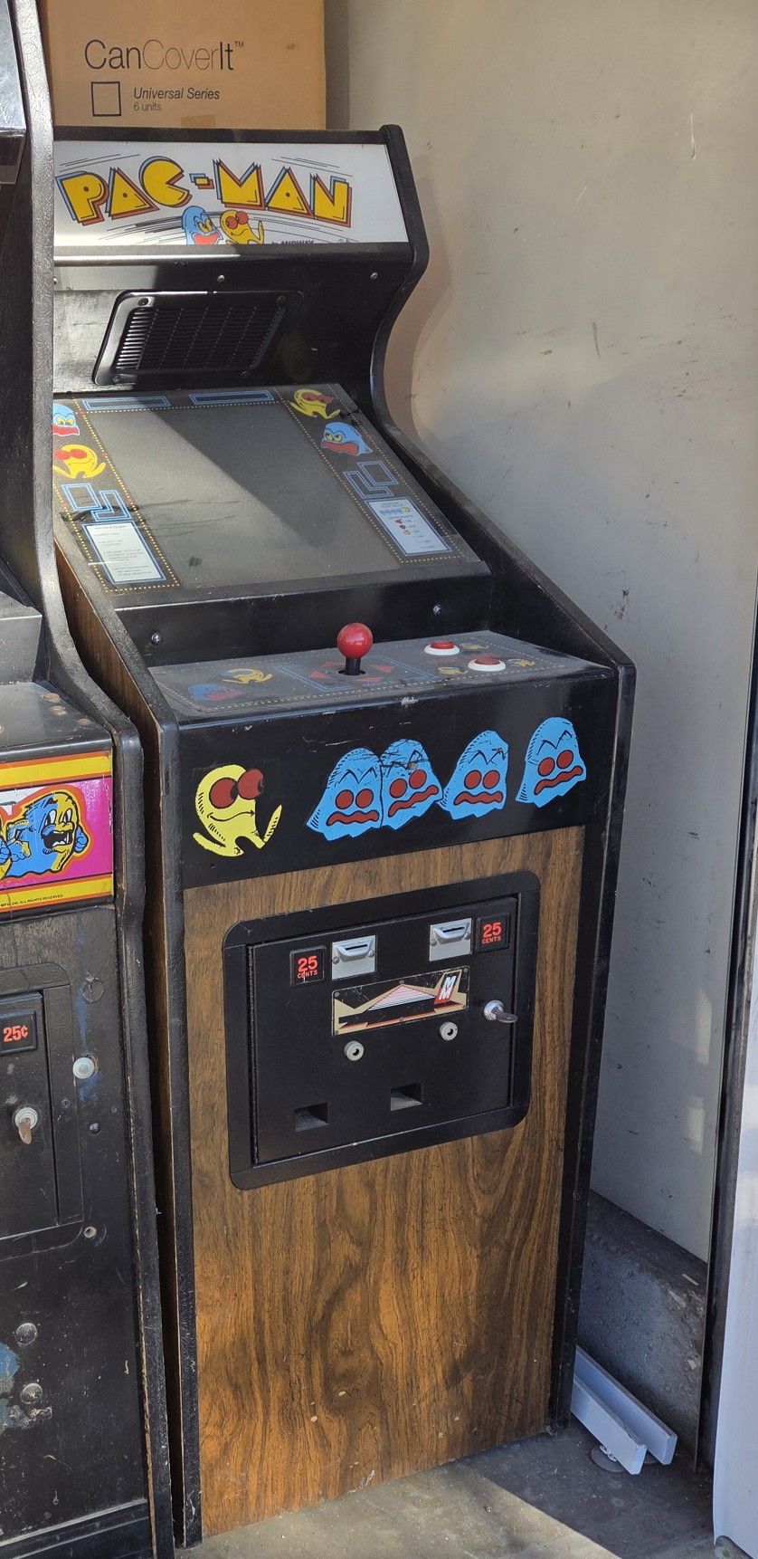 Pacman Cabaret Arcade Machine