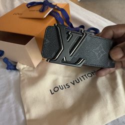 Fashion Deal…. Lv Belt Nearly New