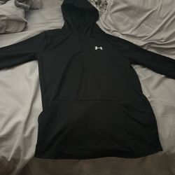 Under Armour performance heat gear Quarterzip hoodie (Size 18 boys)