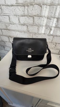 Coach Black Leather Messenger Crossbody Bag