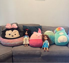 Disney Plush Pillows and Animator Dolls Bundle
