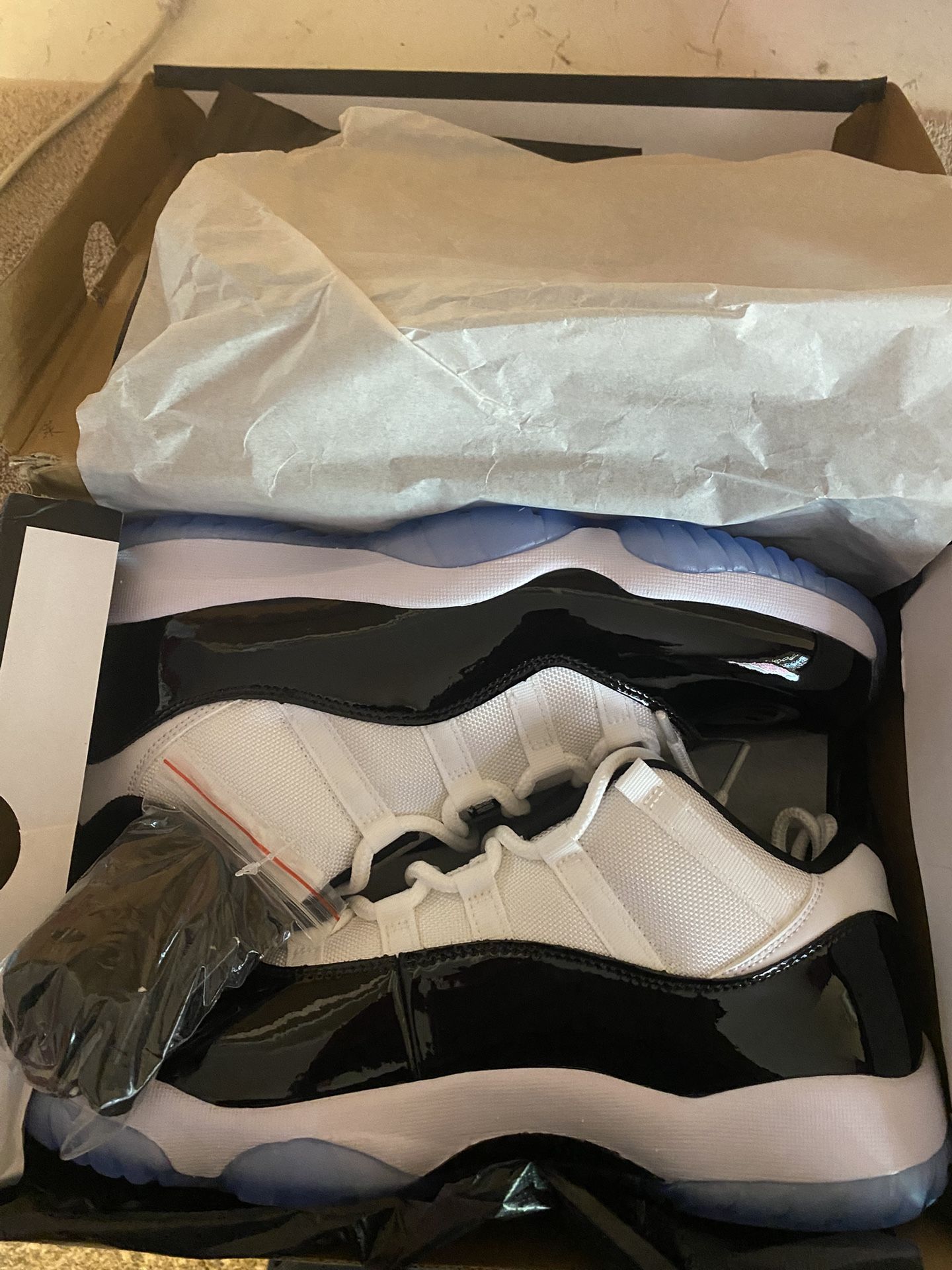 Air Jordan 11 Retro Low Men's Size 11 Brand New They Have A Extra Black Laces