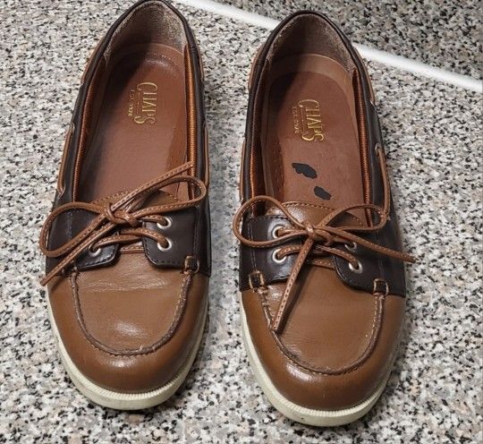 Chaps ladies shoes size 9