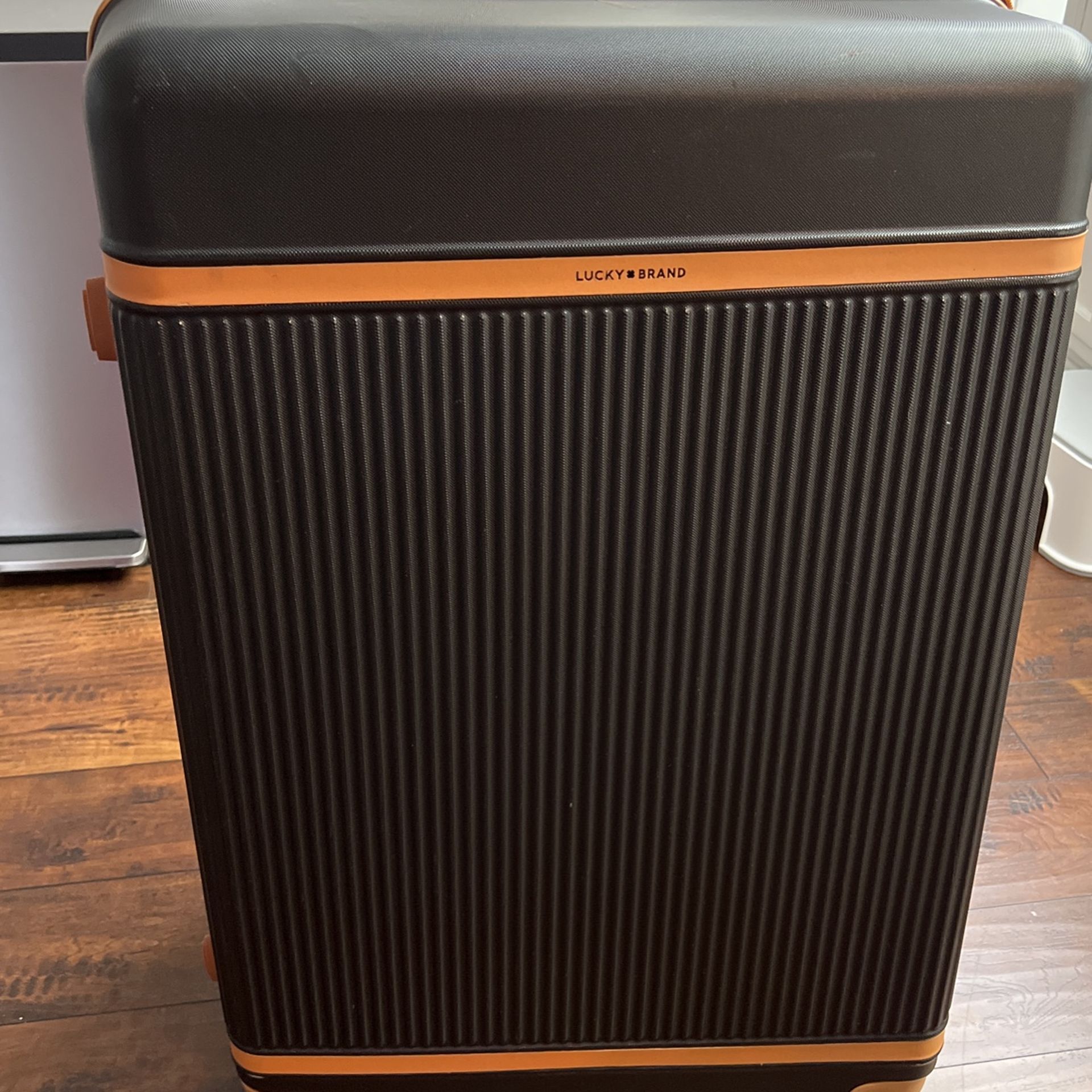 LUCKY BRAND SUITCASE