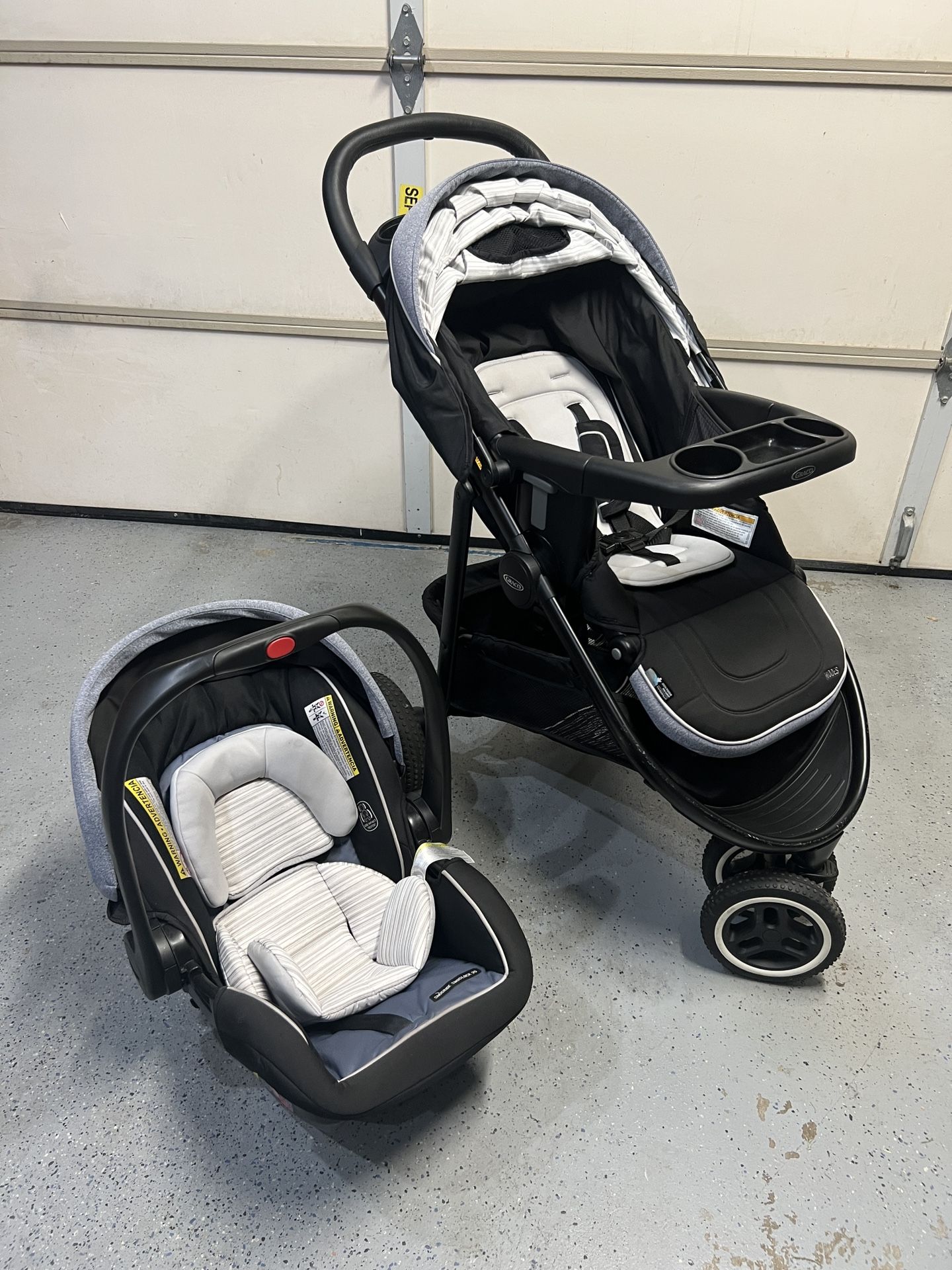 Graco Modes 3 Lite Platinum Travel System Stroller And Infant car seat