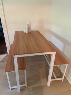 Table and 2 benches