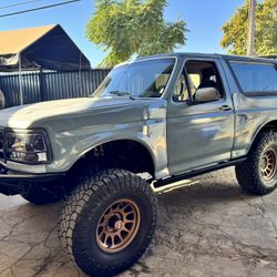 1993 Ford Bronco