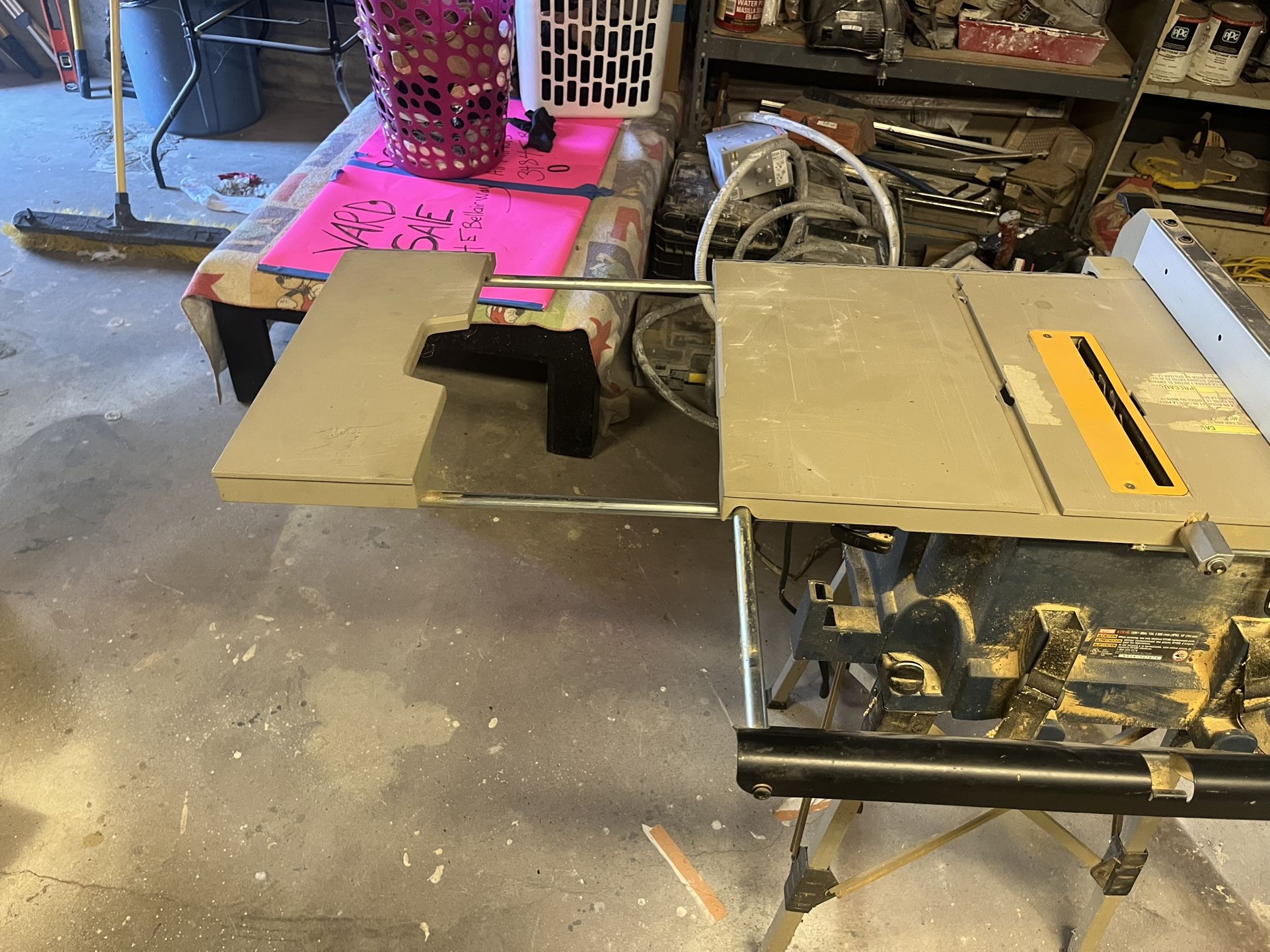 Ryobi 10 inch 15 amp table saw with expanding table both sides