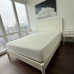 West Elm Midcentury Modern White Wood Queen Bed - Great Condition