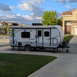 2019 Forest River E19FD