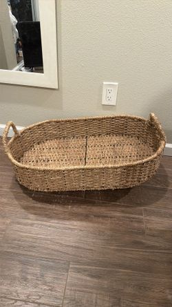 Moises basket