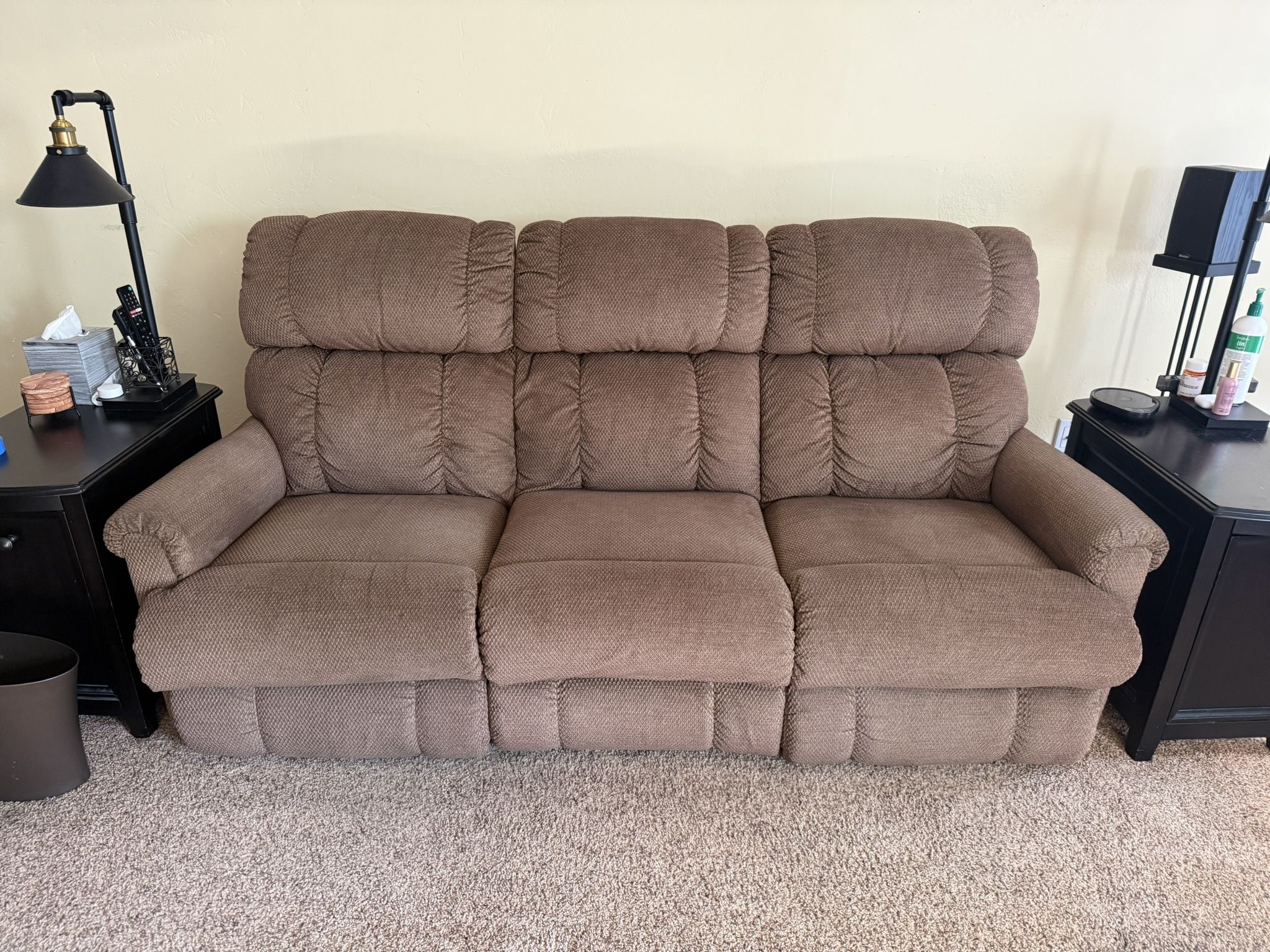 LA-Z-BOY MANUAL 80” RECLINING SOFA