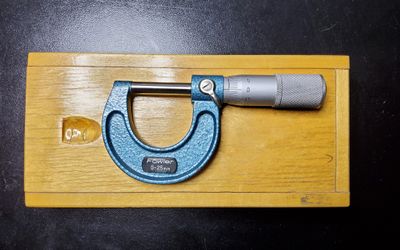 Flower 52-240-001-1, Outside Inch Micrometer With 0-1" Measuring Range 