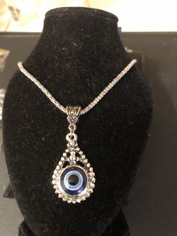Men or women’s evil eye pendant necklace 24 inch