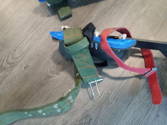 Tree climbing gear and spikes