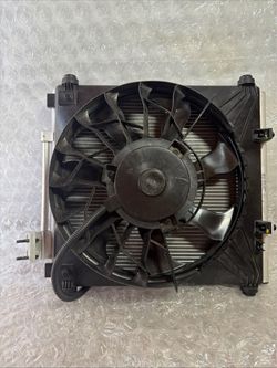2016-2020 Tesla Model S Radiator & Cooling Fan Right OEM (contact info removed)-00-F