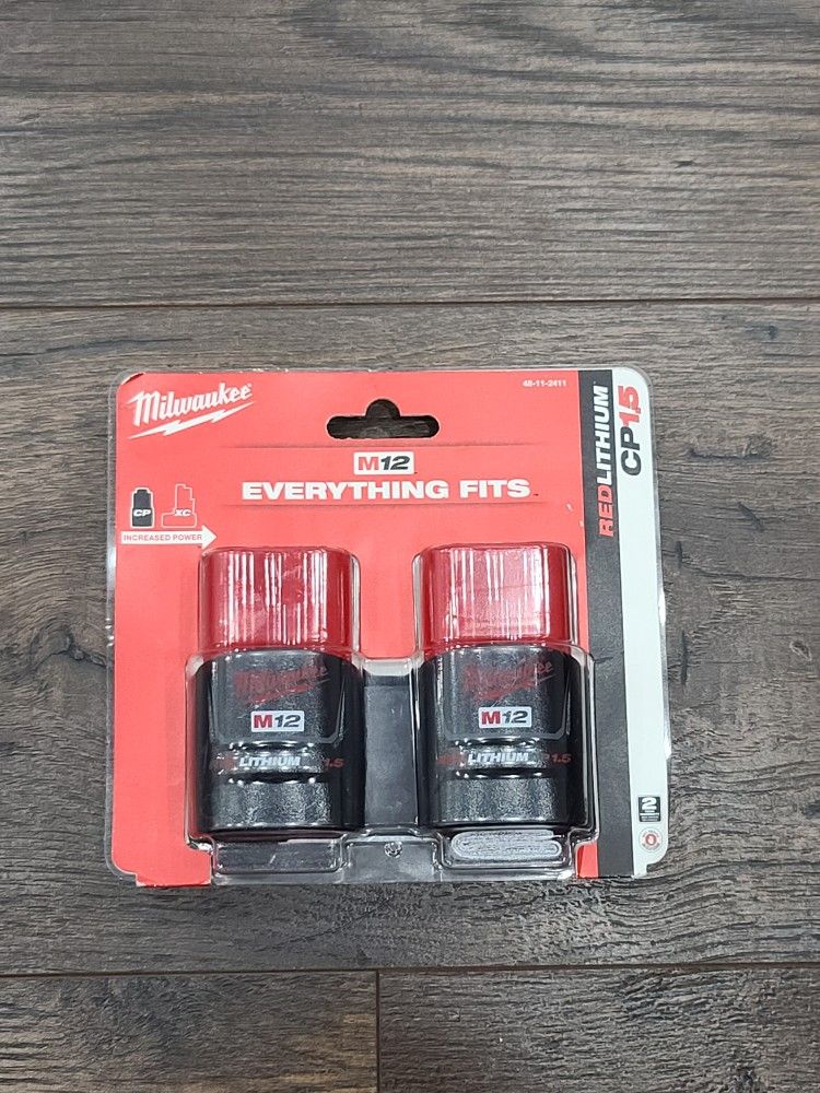 Milwaukee M12 - CP1.5 lithium batteries (new in box) and charger