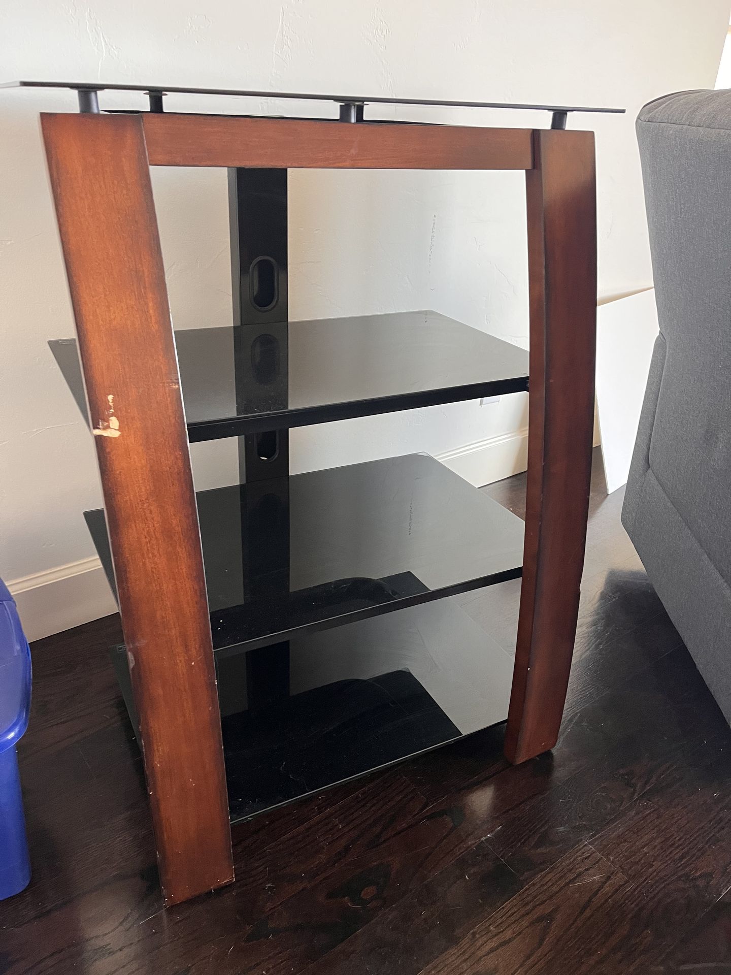 Multimedia Display Stand