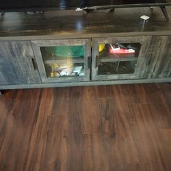 TV Stand For Up To 70' Tvs