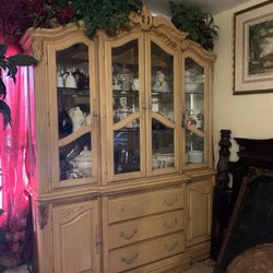 China Cabinet 