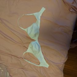 Used Good Condition VICTORIA SECRET COTTON BRA