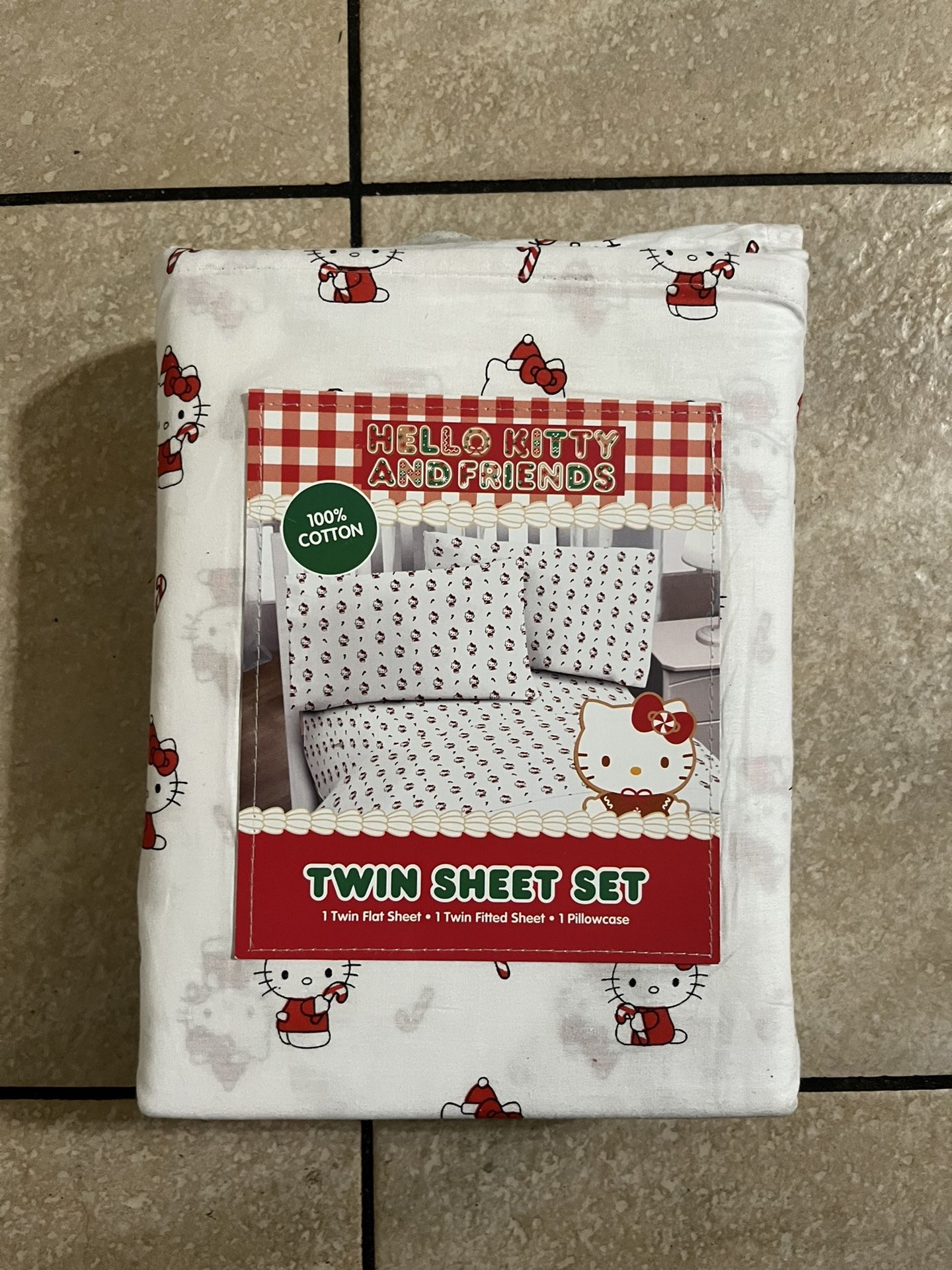 Hello Kitty Twin Sheet Set