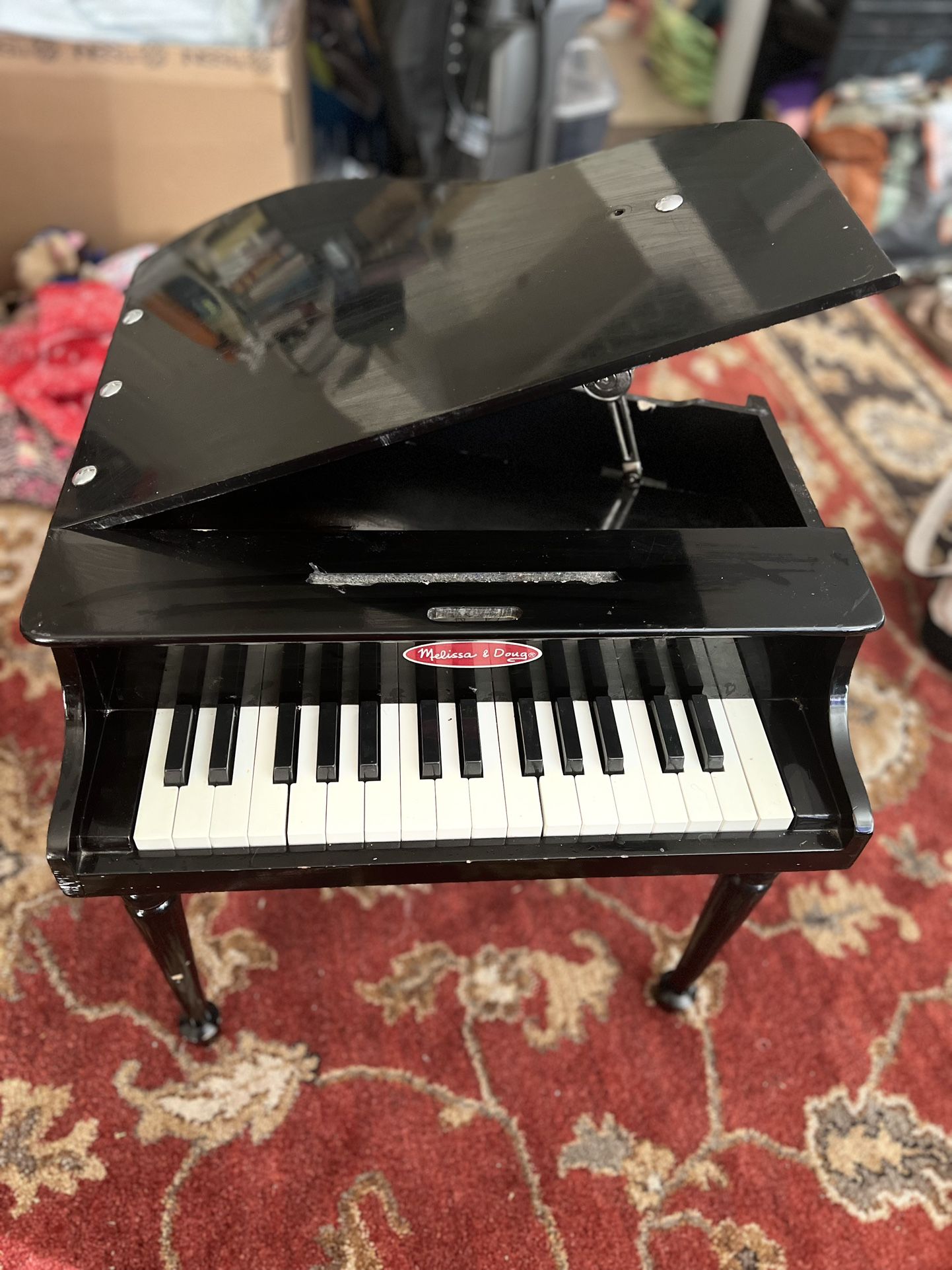 Melissa & Doug Learn-to-Play Classic Grand Piano