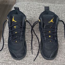 Jordan 12 Black Taxi Preschool Shoes Size 13c