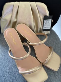 NEW IN BOX  Purse w/ Matching Heels