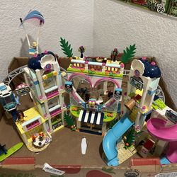 LEGO Friends Heartlake City Resort 41347 