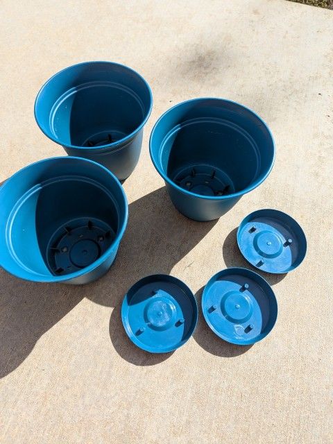 Plastic Pots For Plants ($1 Each)